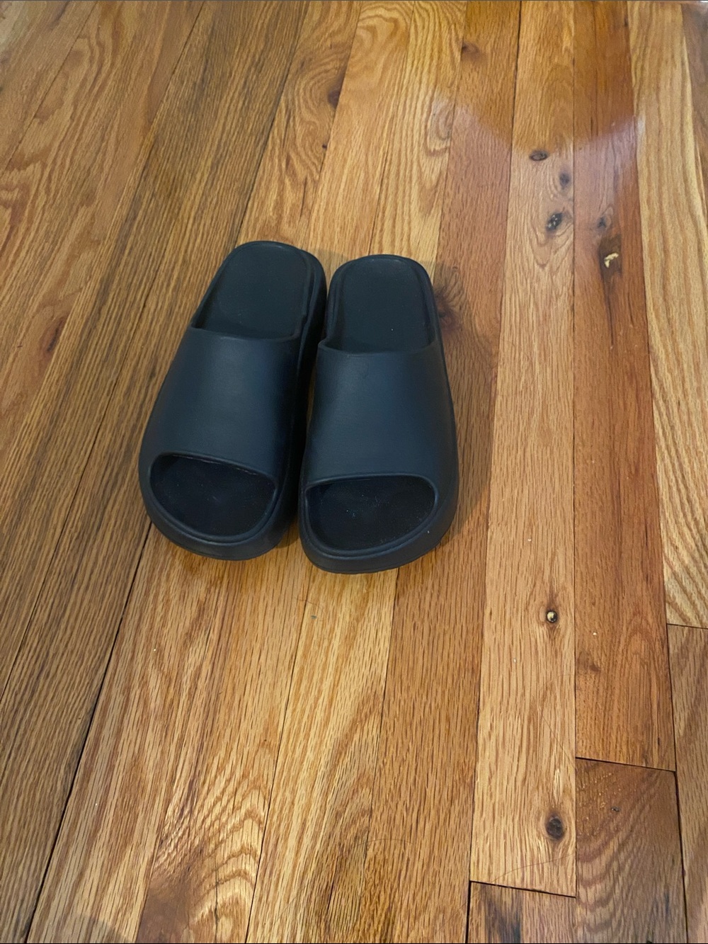 Platform soft foam Black Slide Sandals